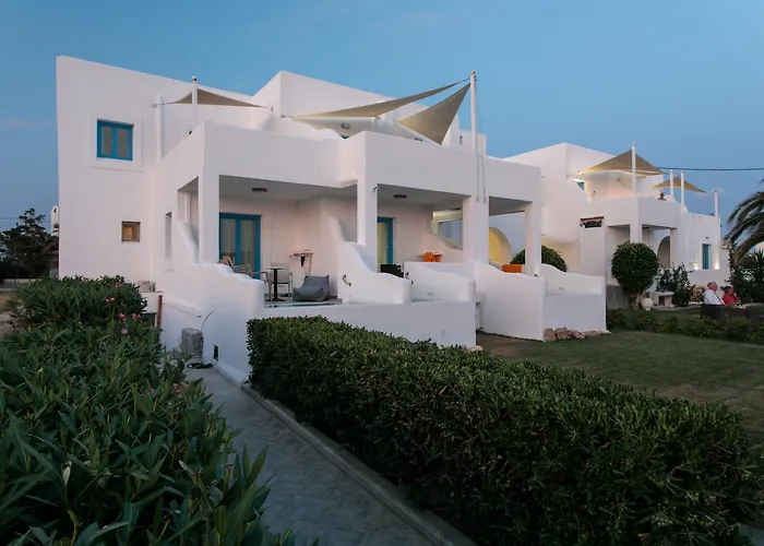 Liana & 4* Agios Prokopios (Naxos)