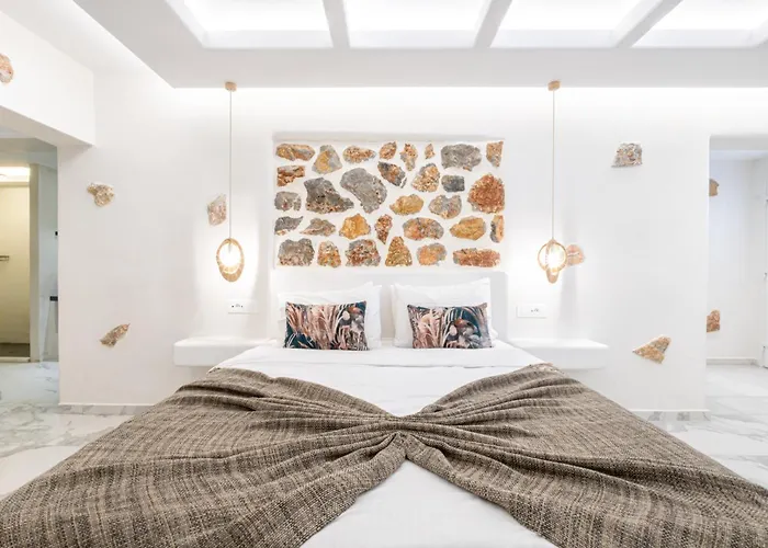 Liana & Otel Agios Prokopios (Naxos)