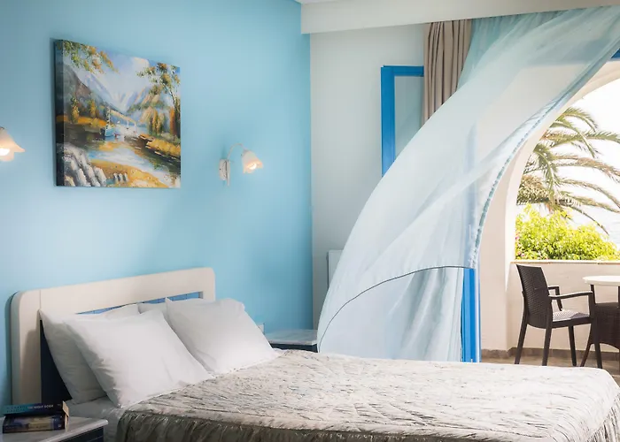 Liana & Agios Prokopios (Naxos)