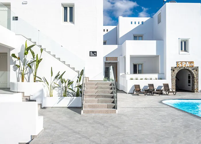 Liana & Otel Agios Prokopios (Naxos)