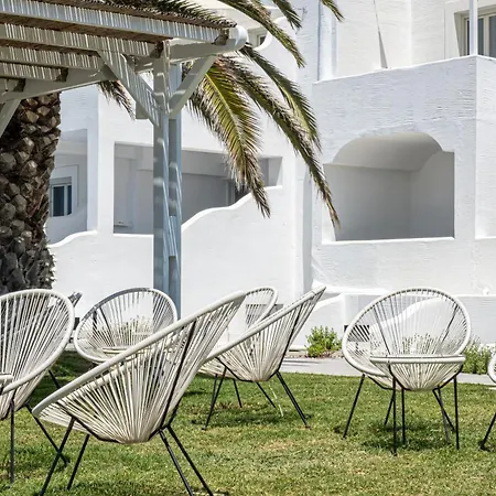 Liana & Hotel Agios Prokopios (Naxos)