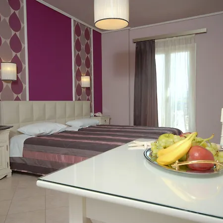 Hotel Liana & Agios Prokopios (Naxos)